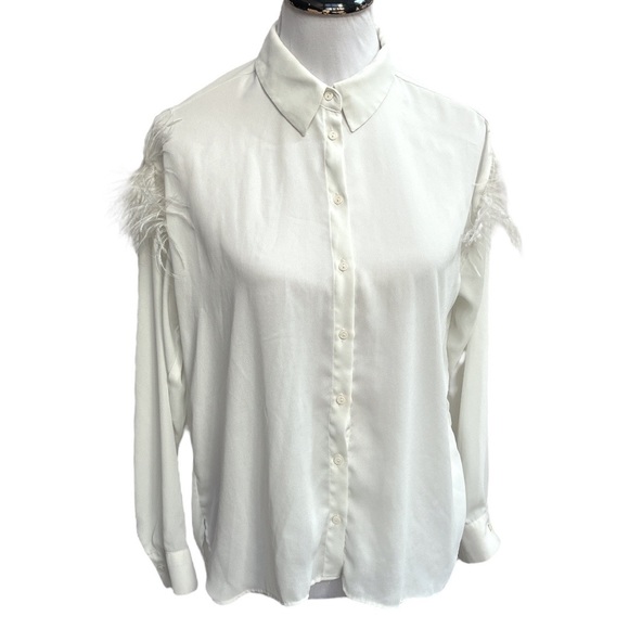 Zara Boa Feather Shoulders Button Down Blouse Off White Size Medium - Picture 1 of 8